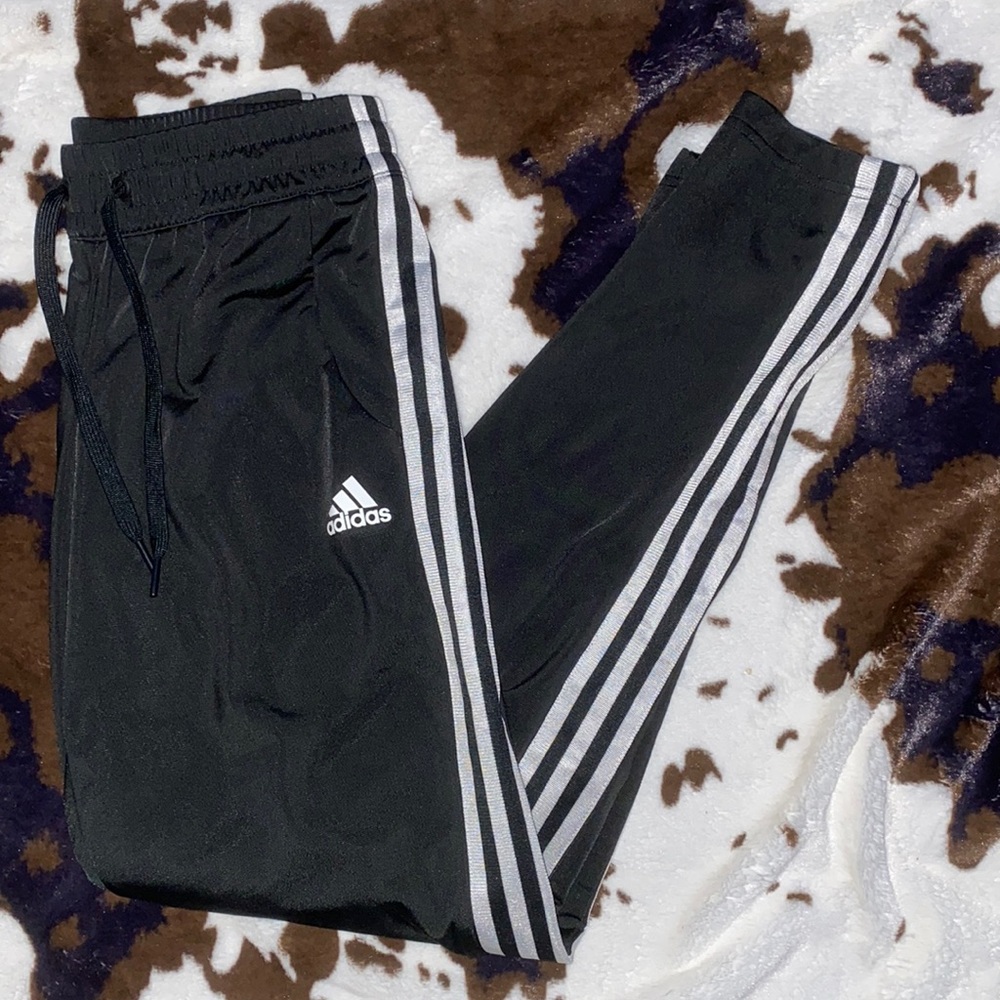 adidas jogging pants